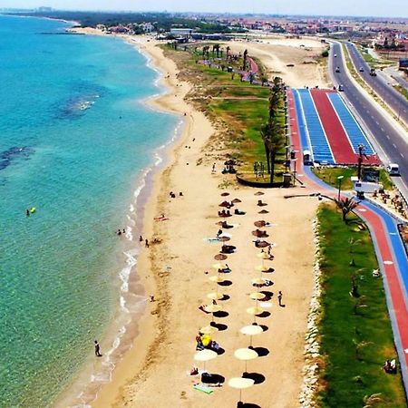 Long Beach Holiday Apartments Trikomo Luaran gambar