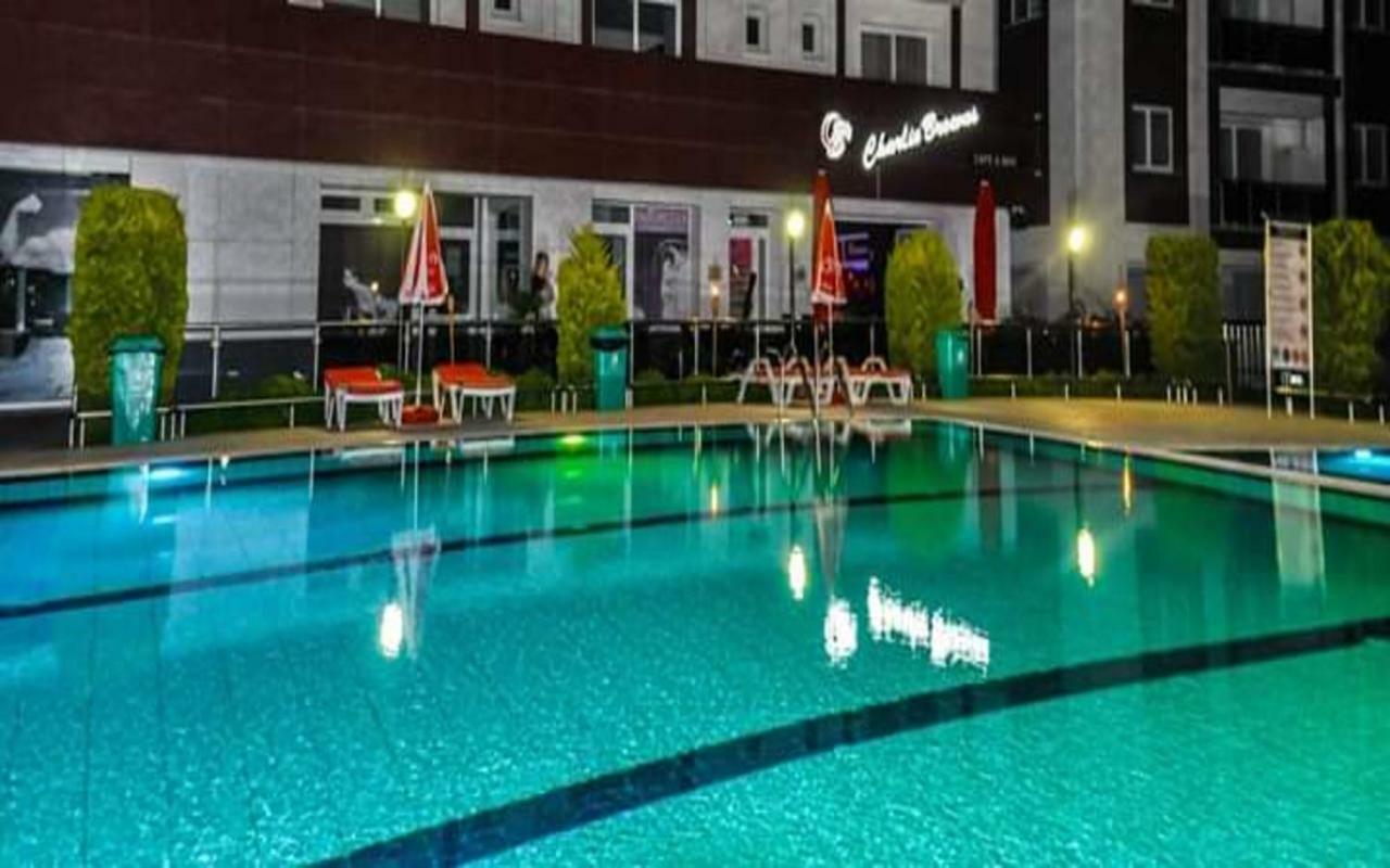 Long Beach Holiday Apartments Trikomo Luaran gambar