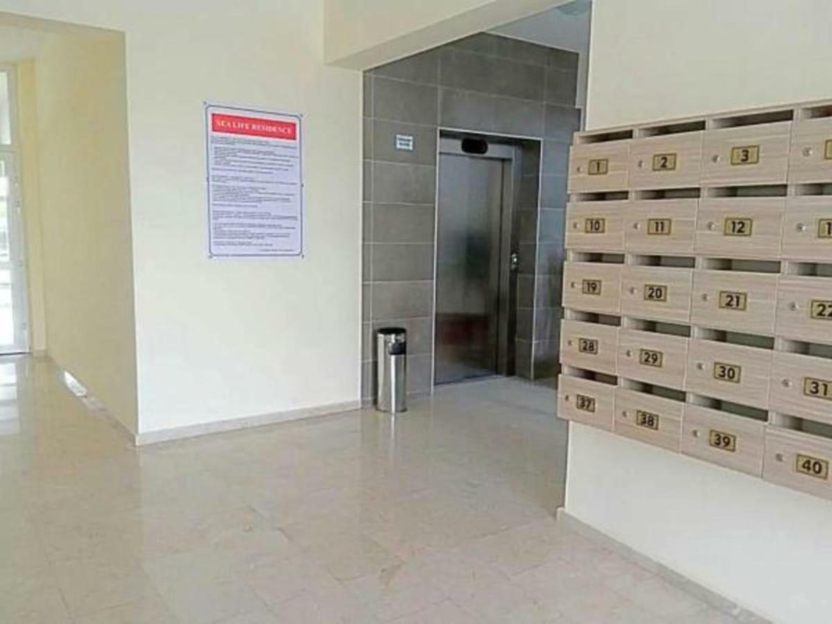 Long Beach Holiday Apartments Trikomo Luaran gambar