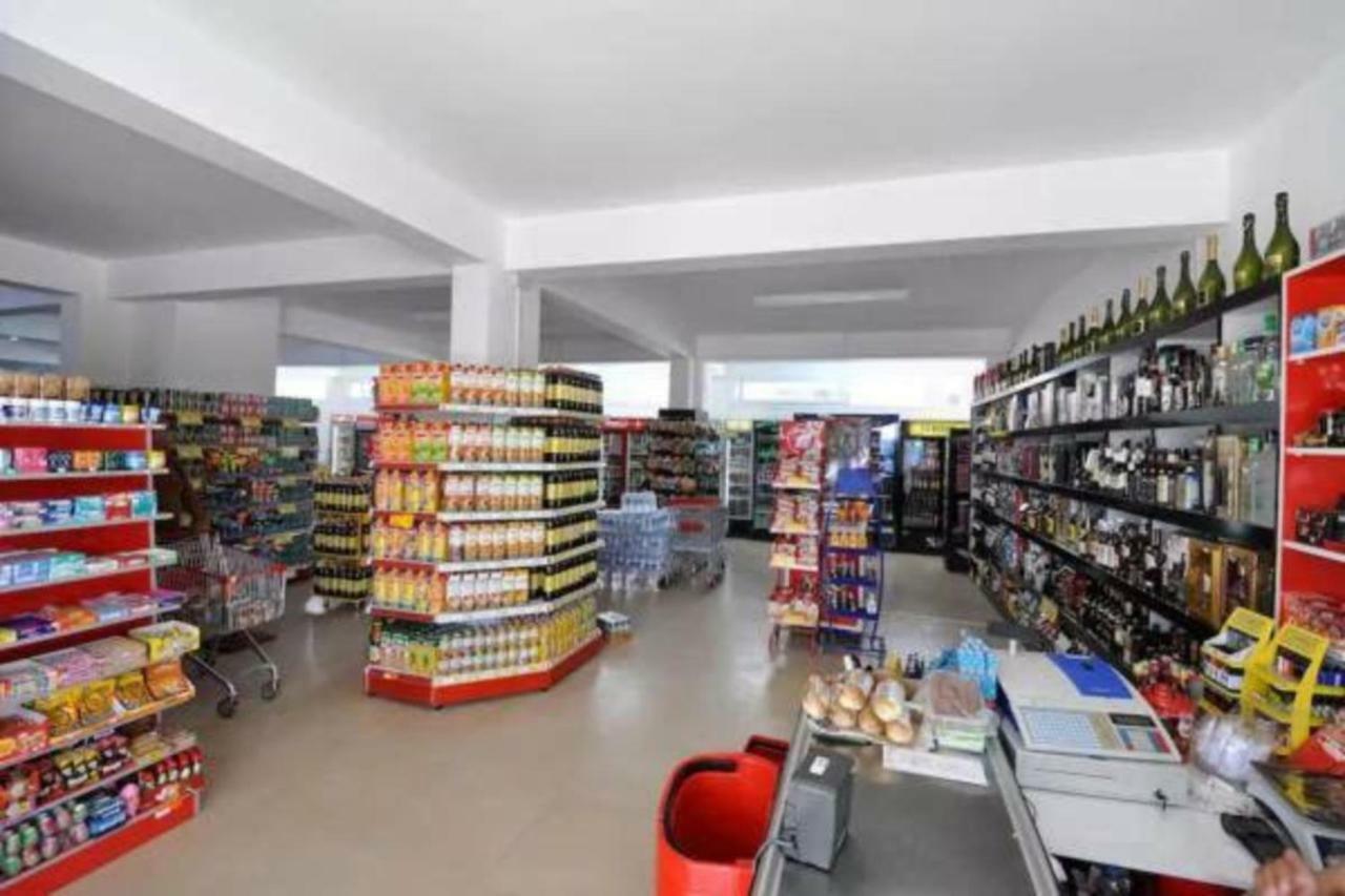 Long Beach Holiday Apartments Trikomo Luaran gambar