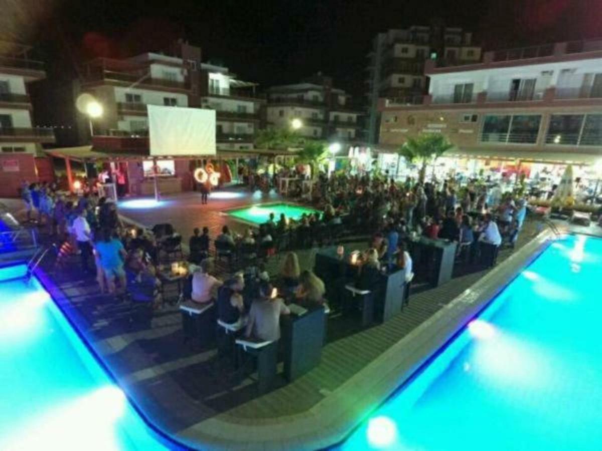 Long Beach Holiday Apartments Trikomo Luaran gambar